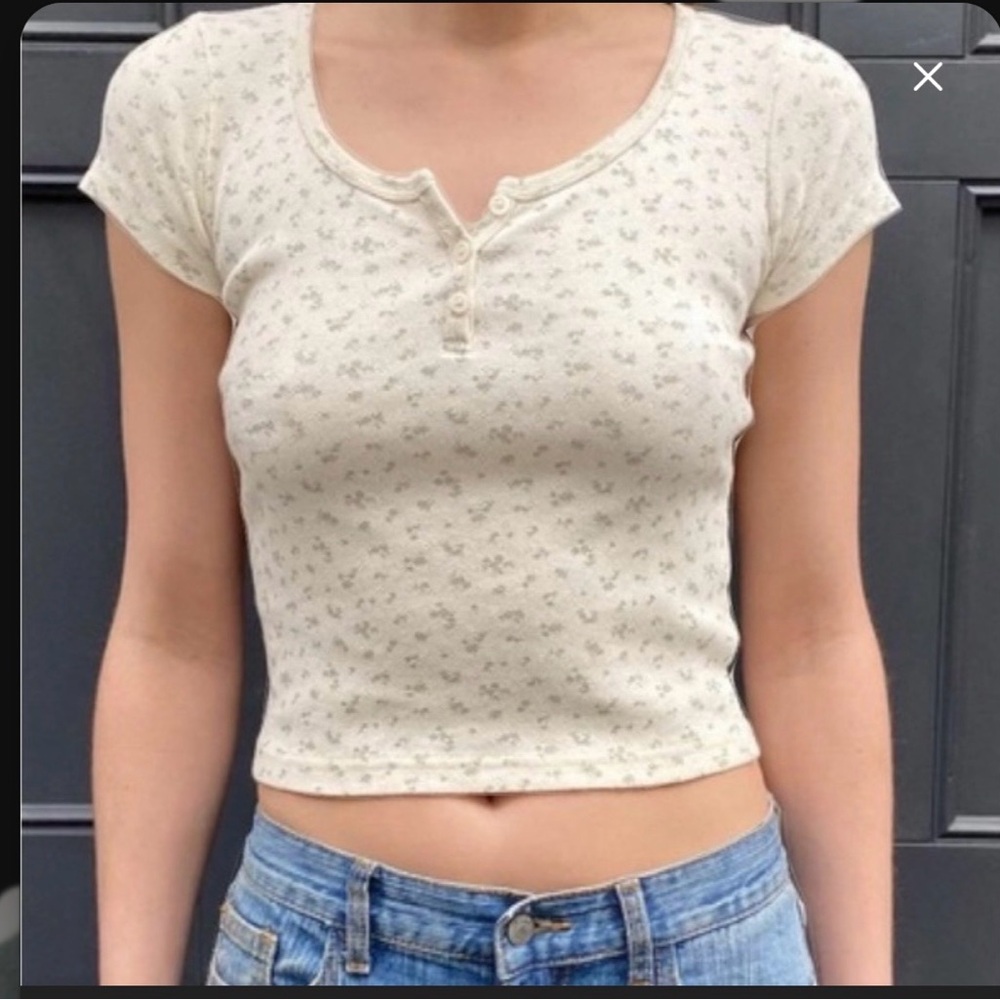Brandy Melville Cream and Green Floral Short Sleeve Top